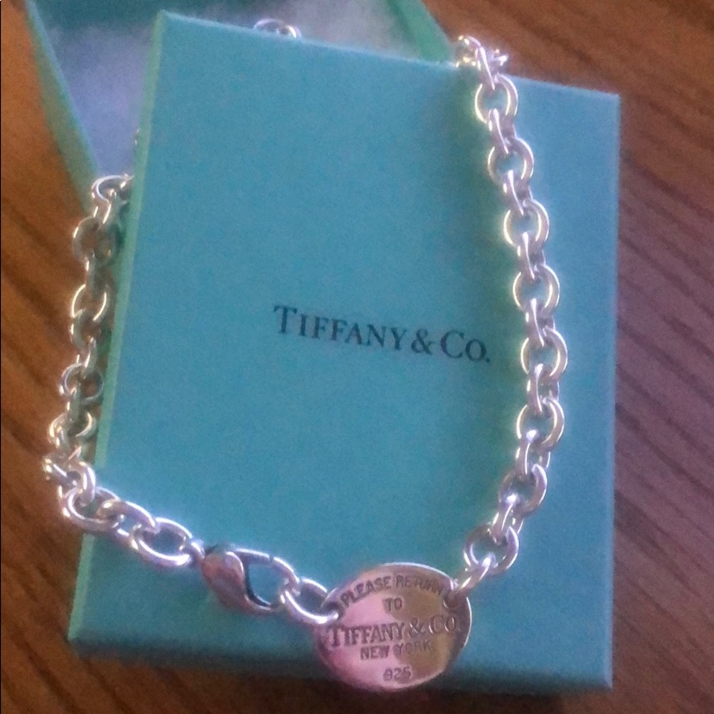 Return to Tiffany & Co. Necklace